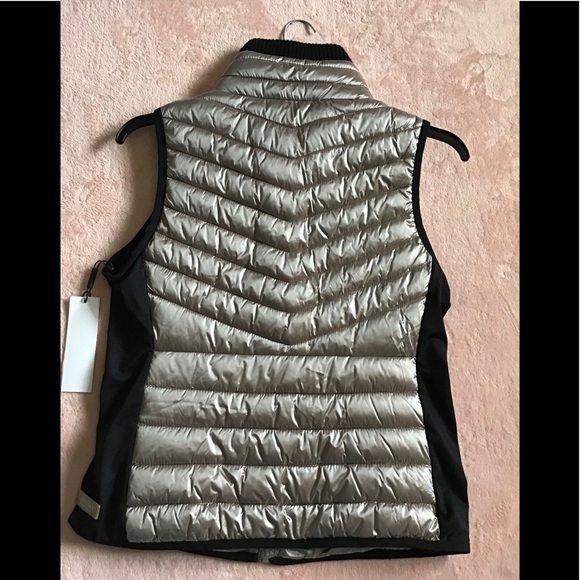 SOLD🆕CALVIN KLEIN PERFORMANCE WOMENS (SzM) - Picture 8 of 12